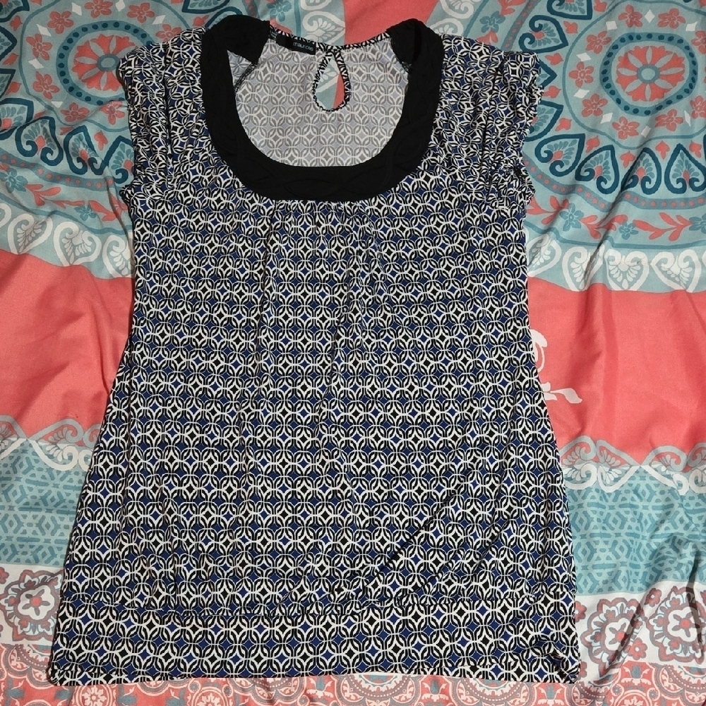 3/$10 Maurices Black, Blue, and White Fitted Blouse